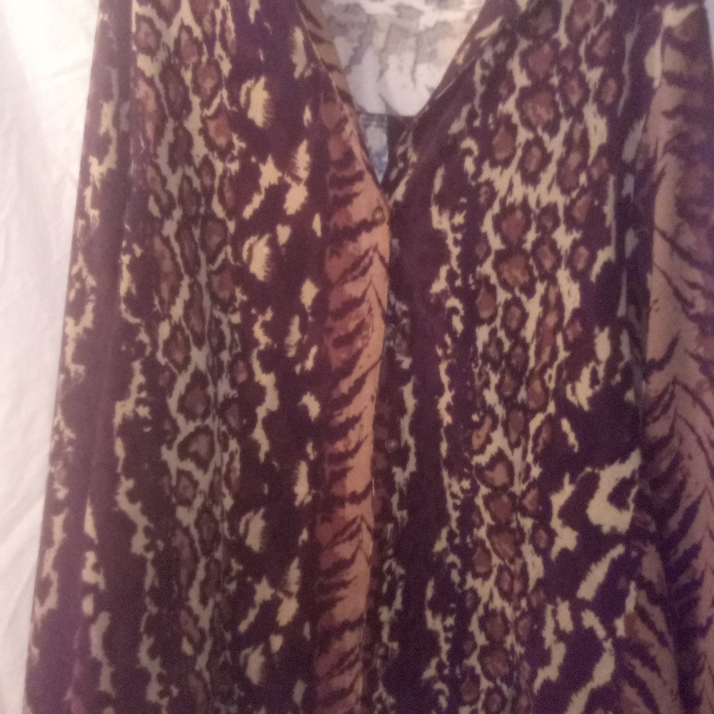 Ladies long sleeve shirt